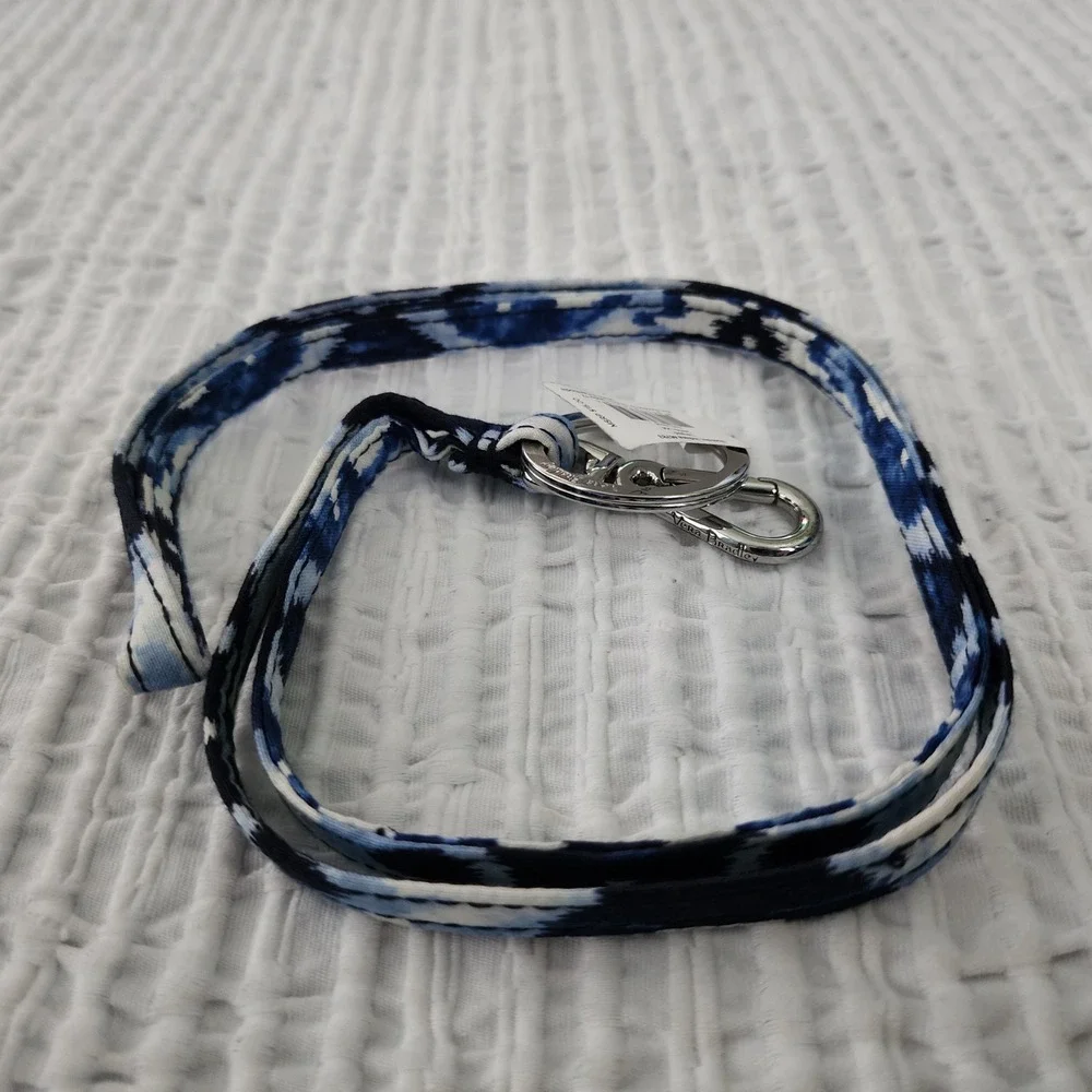 Vera Bradley Lanyard Ikat Island Blue White Fabric Key ID Holder 24159-U44 NEW